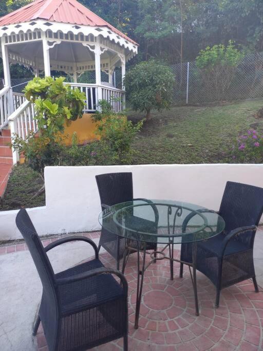 Villa Bellevue Hideaway à Gros Islet Extérieur photo